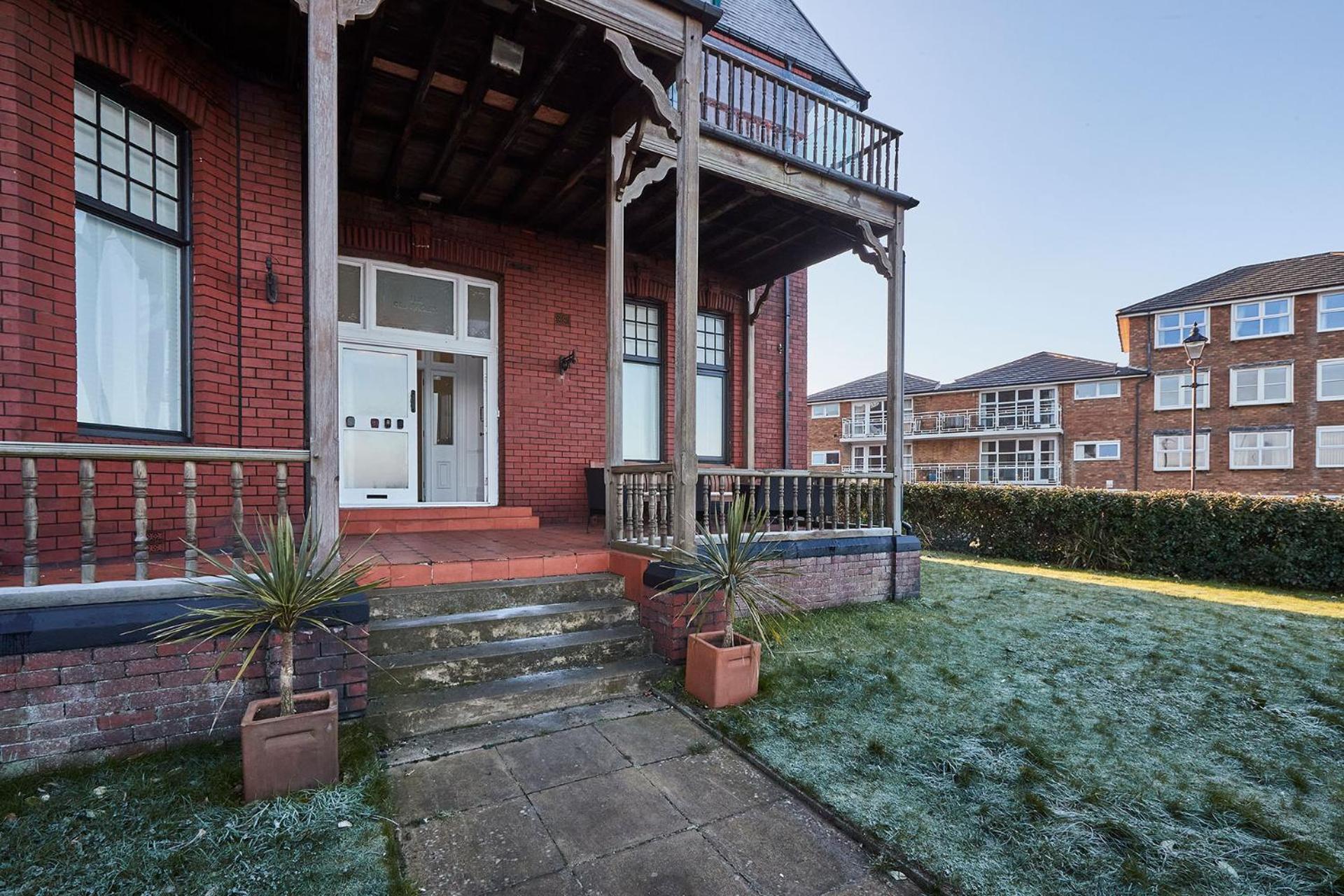 Captain'S Deck Beach Balcony Perfectlysaltburn Exterior photo