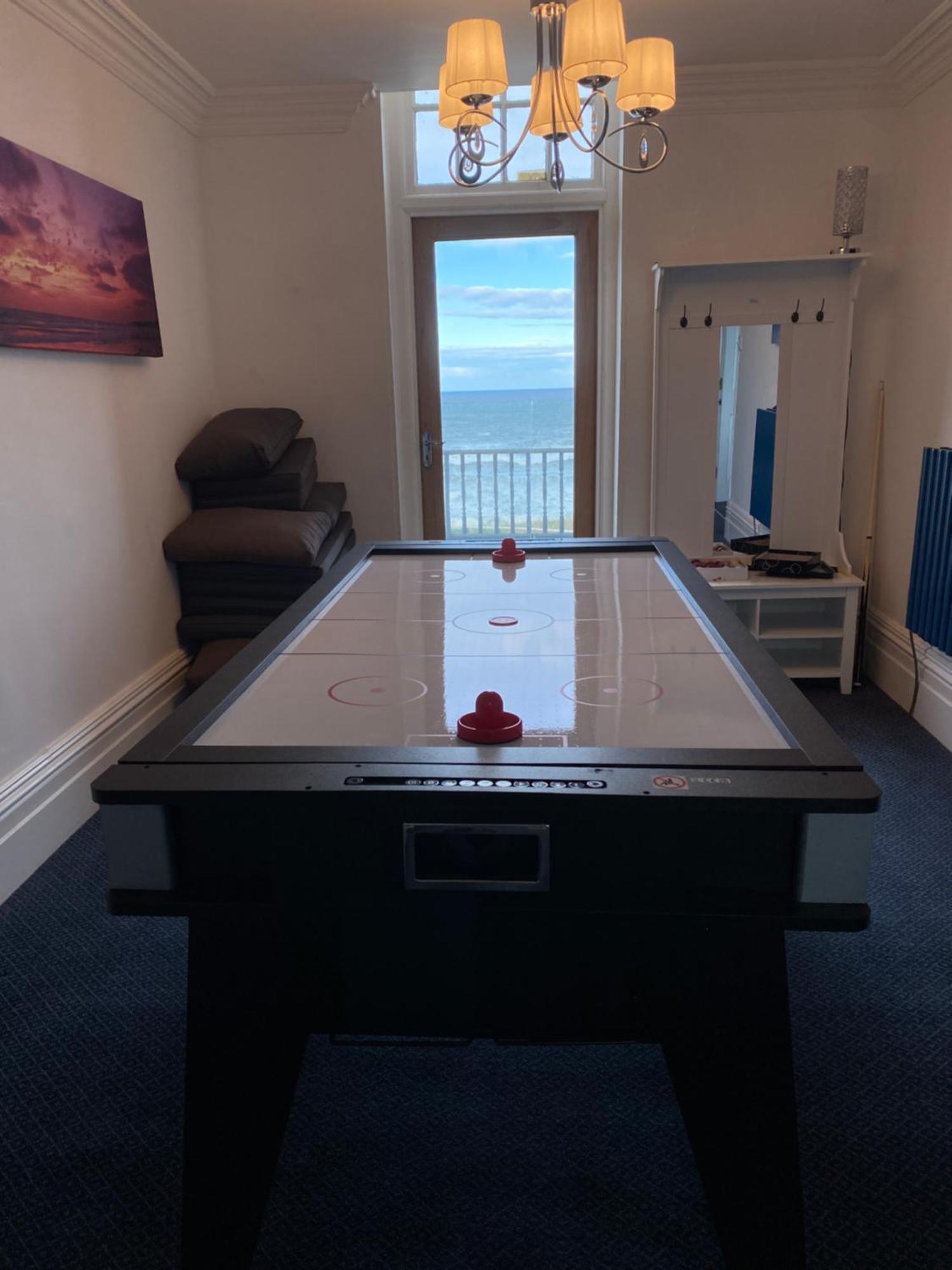 Captain'S Deck Beach Balcony Perfectlysaltburn Exterior photo